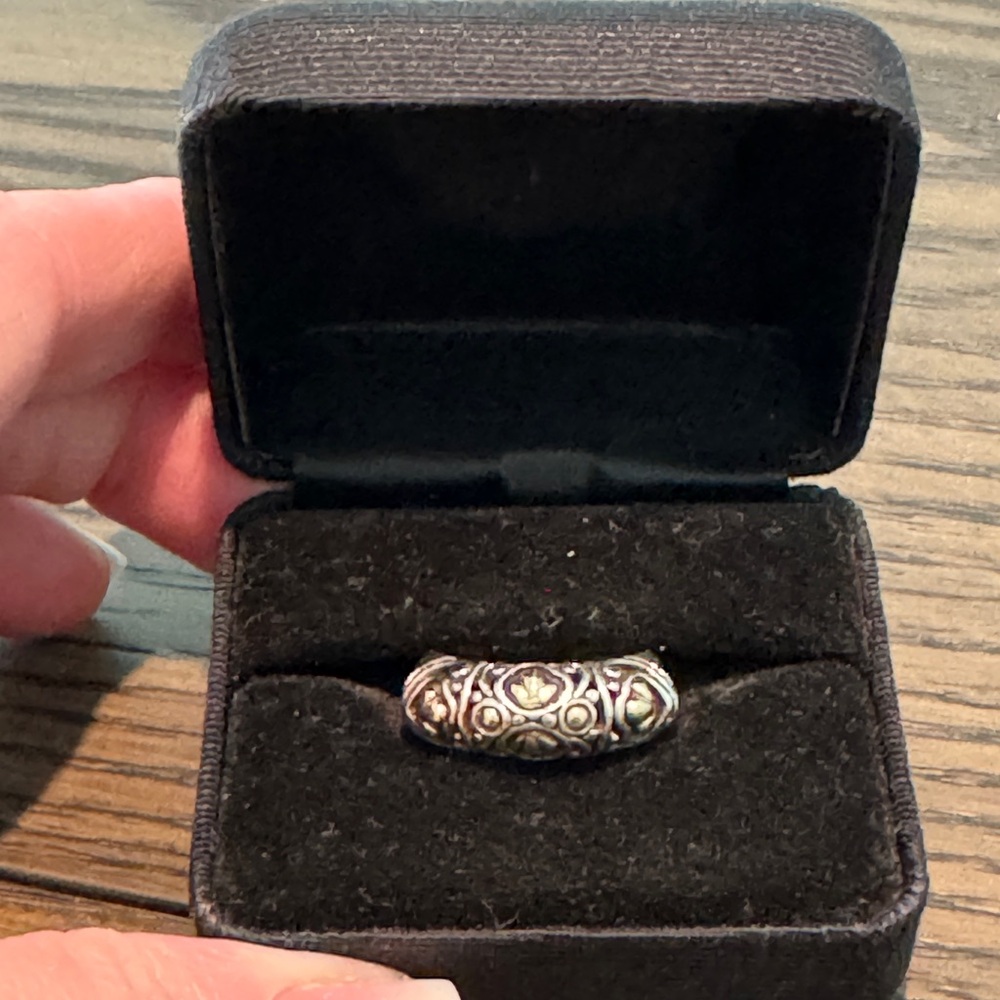 John Hardy 18K Sterling Silver Comfort Band Ring Sz 6.25 - Picture 2 of 8